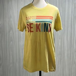 Canvas (Be Kind) yellow short sleeve shirt size medium